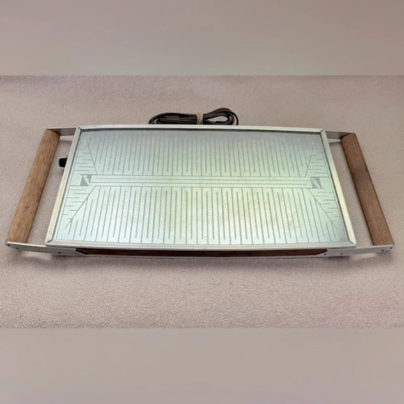 Vintage Salton Hotray Warming Tray-Vtg-70s-Retro-Kitchen Hot Plate-Potluck-WORKS - Picture 1 of 15